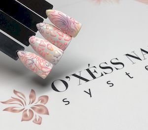 Réaliser un effet rainbow sur ongles oxess nails systems